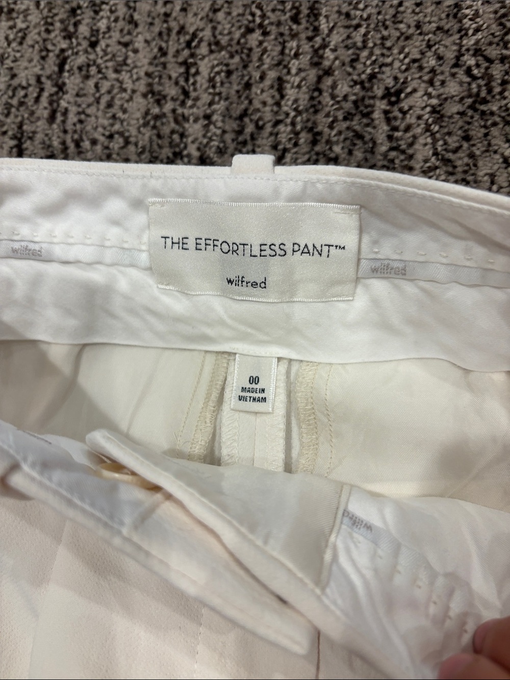 Aritzia Tailored High-Waist Wide-Leg Pants - Cream - Picture 3 of 4